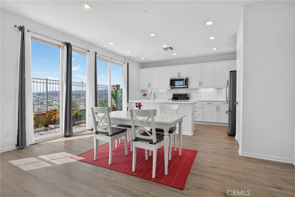 20634 Huntley Saugus, CA 91350