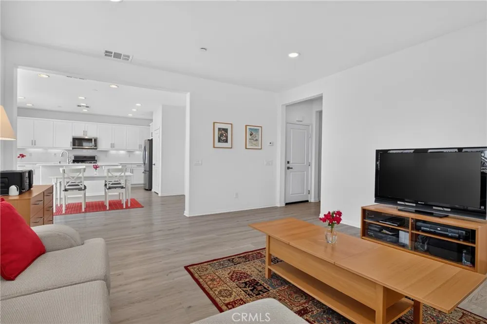 20634 Huntley Saugus, CA 91350