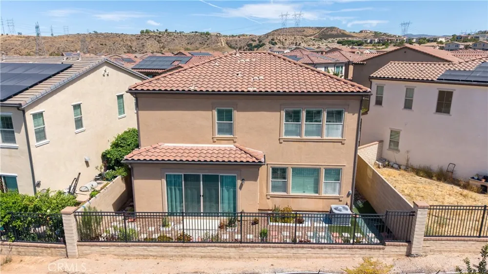 20634 Huntley Saugus, CA 91350