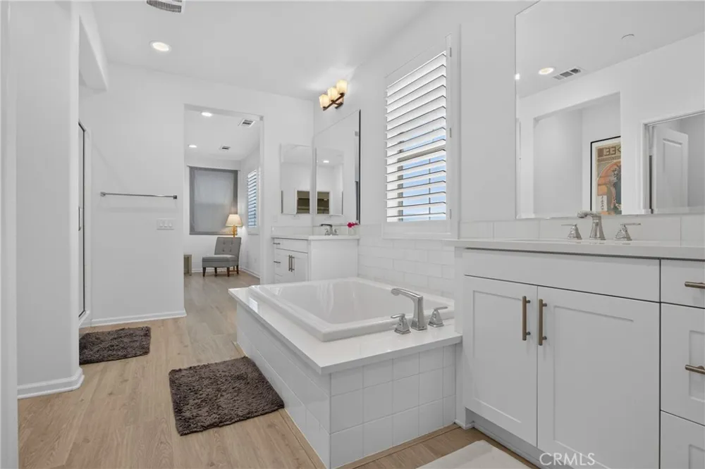 20634 Huntley Saugus, CA 91350