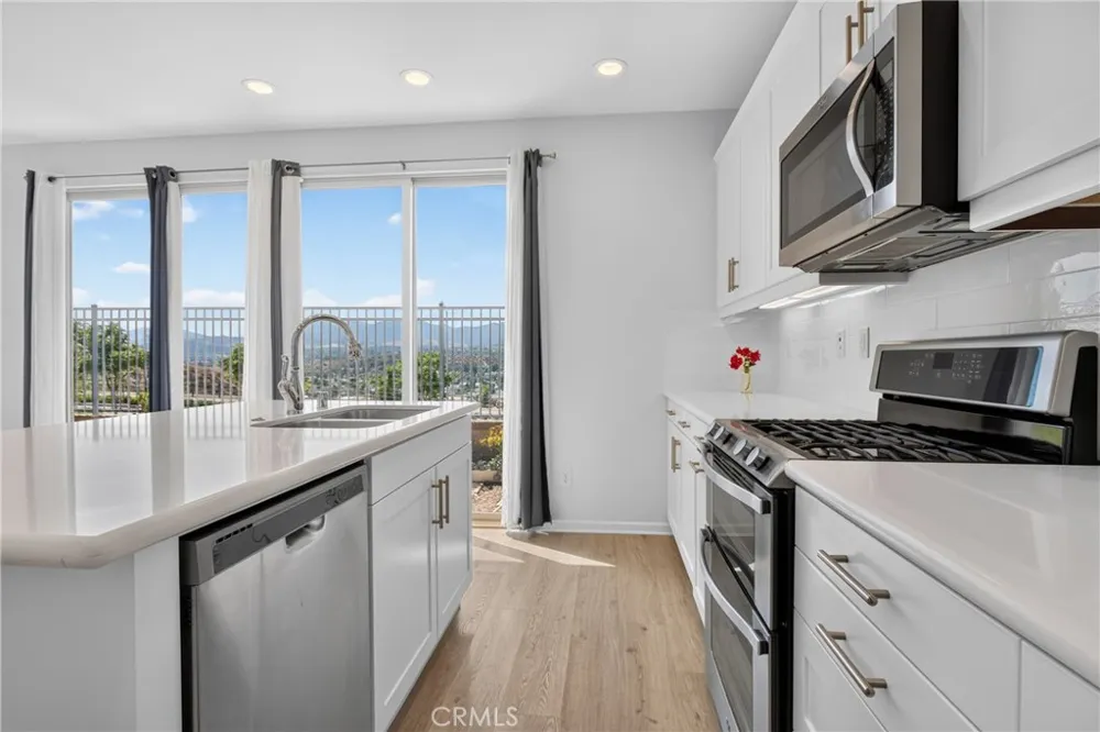 20634 Huntley Saugus, CA 91350