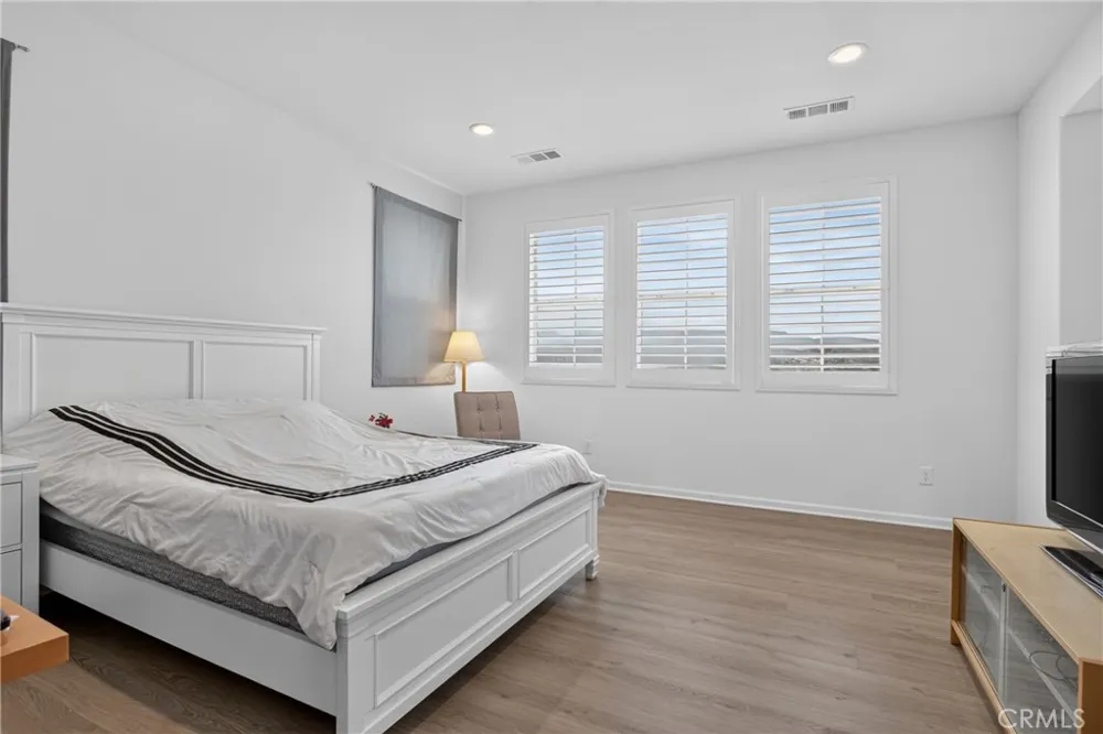 20634 Huntley Saugus, CA 91350