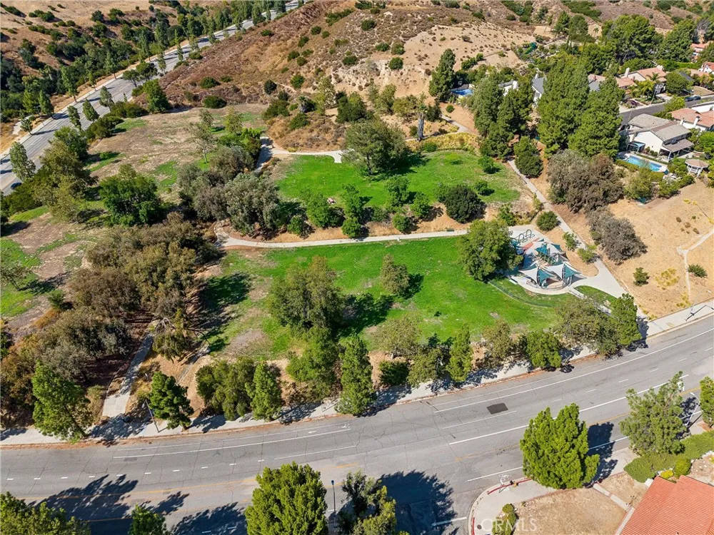 11856 Porter Valley Drive Porter Ranch, CA 91326