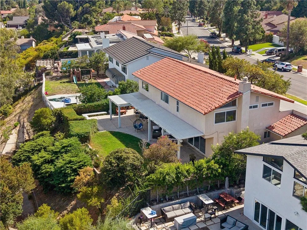 11856 Porter Valley Drive Porter Ranch, CA 91326