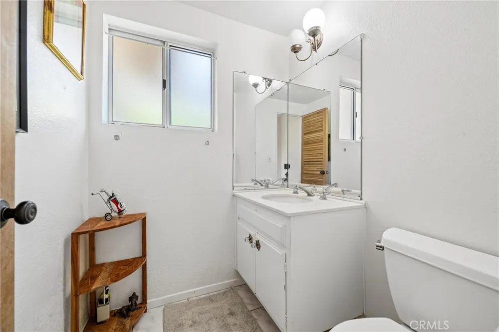 11856 Porter Valley Drive Porter Ranch, CA 91326