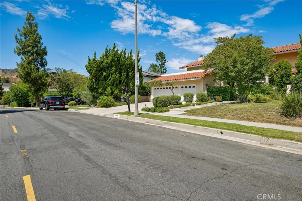 11856 Porter Valley Drive Porter Ranch, CA 91326