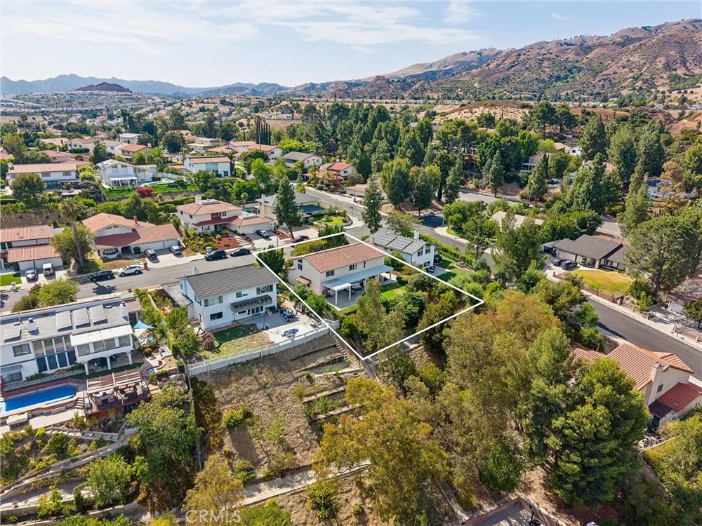 11856 Porter Valley Drive Porter Ranch, CA 91326