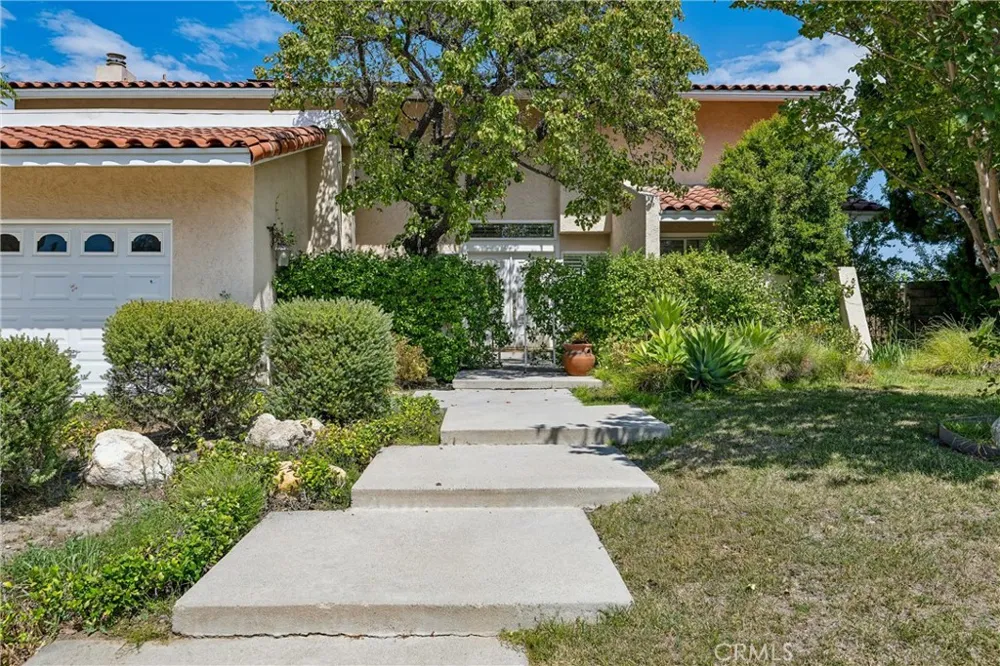 11856 Porter Valley Drive Porter Ranch, CA 91326