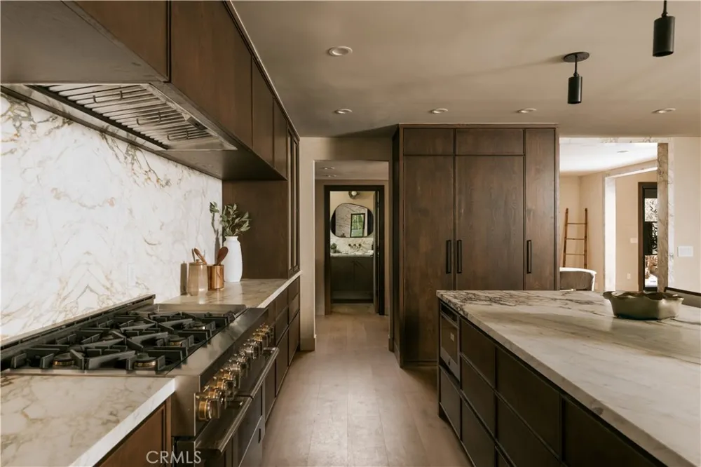 5114 Cedros Avenue Sherman Oaks, CA 91403