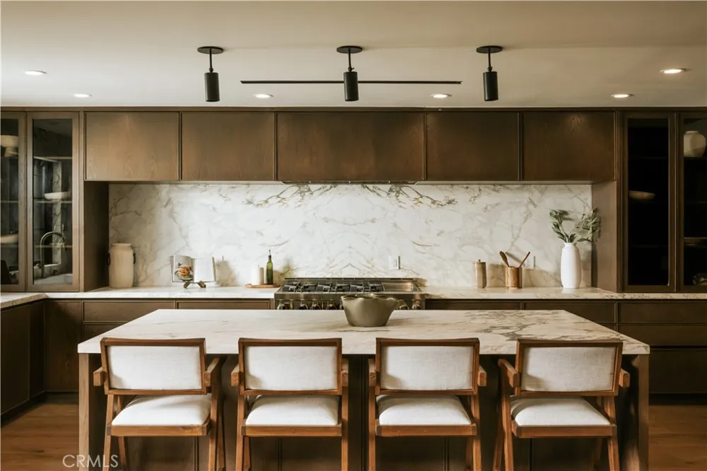 5114 Cedros Avenue Sherman Oaks, CA 91403