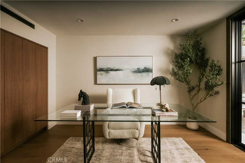 5114 Cedros Avenue Sherman Oaks, CA 91403