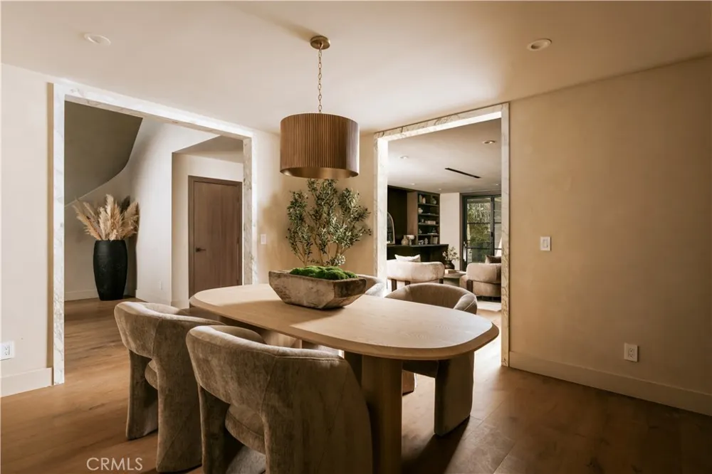 5114 Cedros Avenue Sherman Oaks, CA 91403