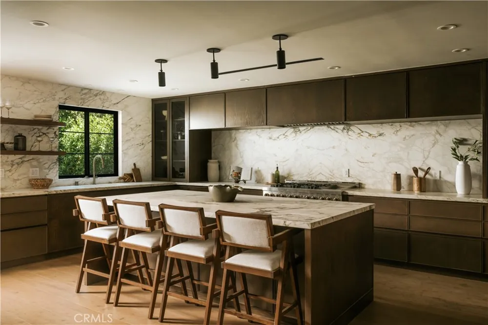 5114 Cedros Avenue Sherman Oaks, CA 91403
