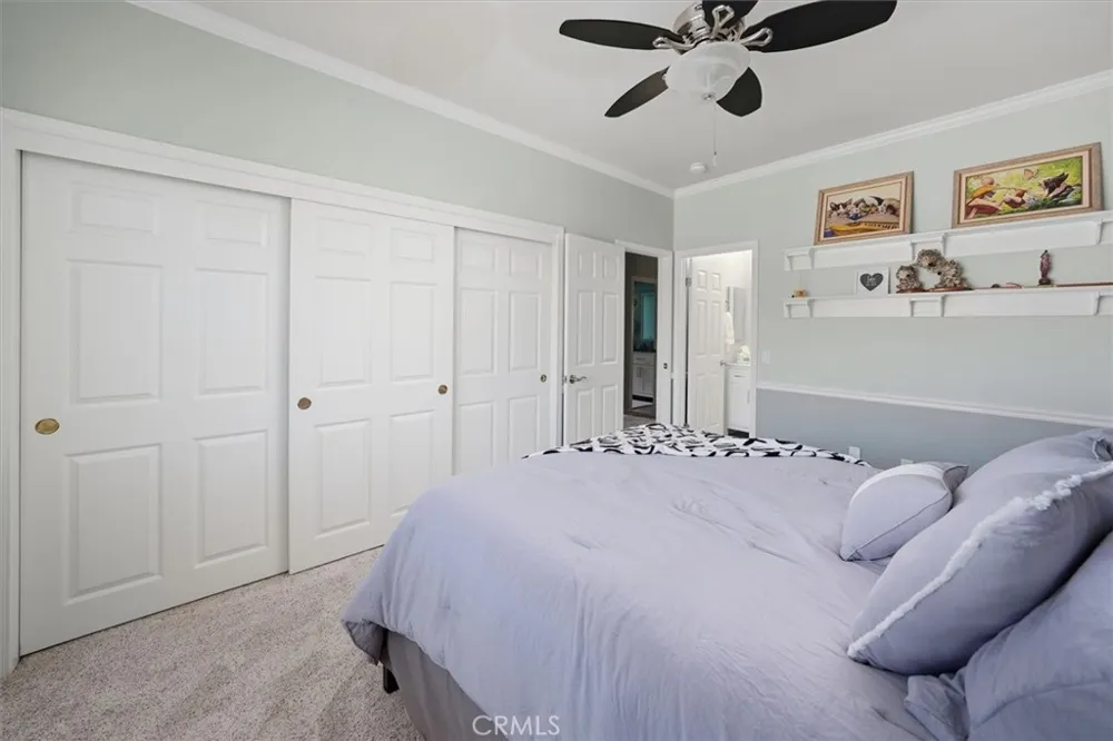 22064 Gold Canyon Saugus, CA 91390