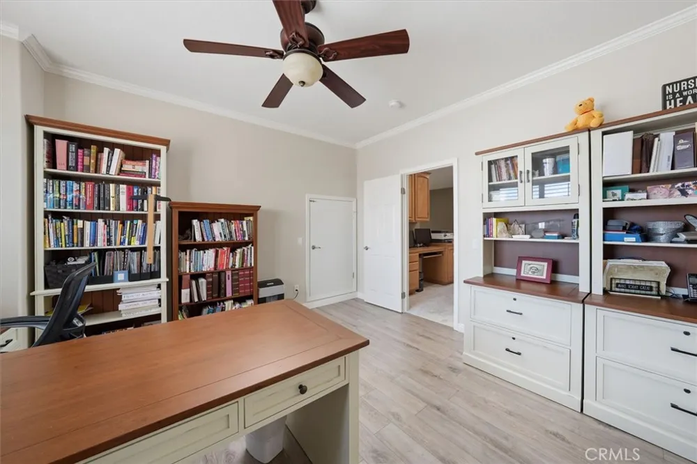 22064 Gold Canyon Saugus, CA 91390