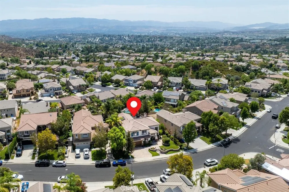 22064 Gold Canyon Saugus, CA 91390