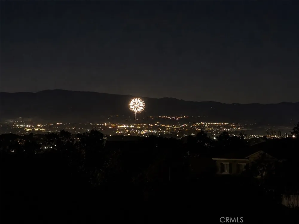 22064 Gold Canyon Saugus, CA 91390