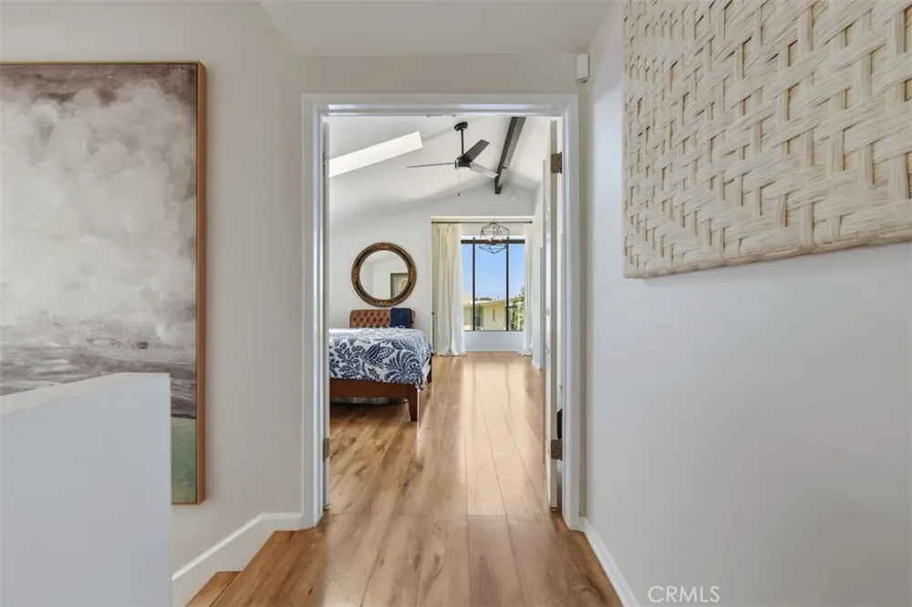 4237 Ellenita Tarzana, CA 91356