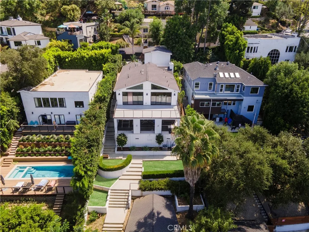 11553 Sunshine Terrace Studio City, CA 91604