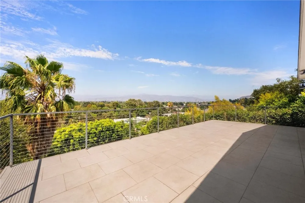 11553 Sunshine Terrace Studio City, CA 91604