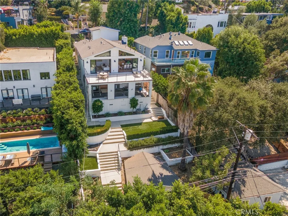 11553 Sunshine Terrace Studio City, CA 91604