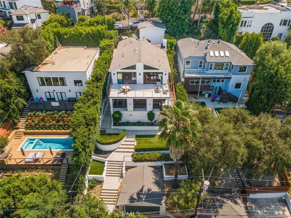 11553 Sunshine Terrace Studio City, CA 91604