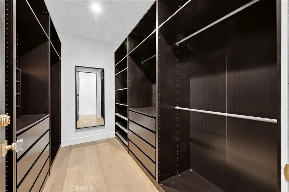 11553 Sunshine Terrace Studio City, CA 91604