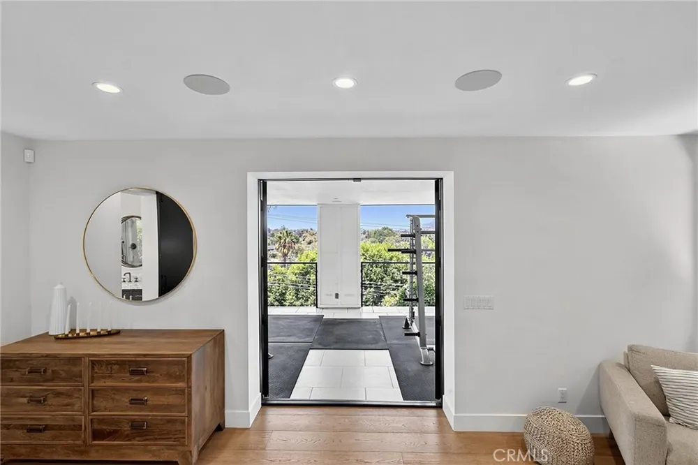 11553 Sunshine Terrace Studio City, CA 91604