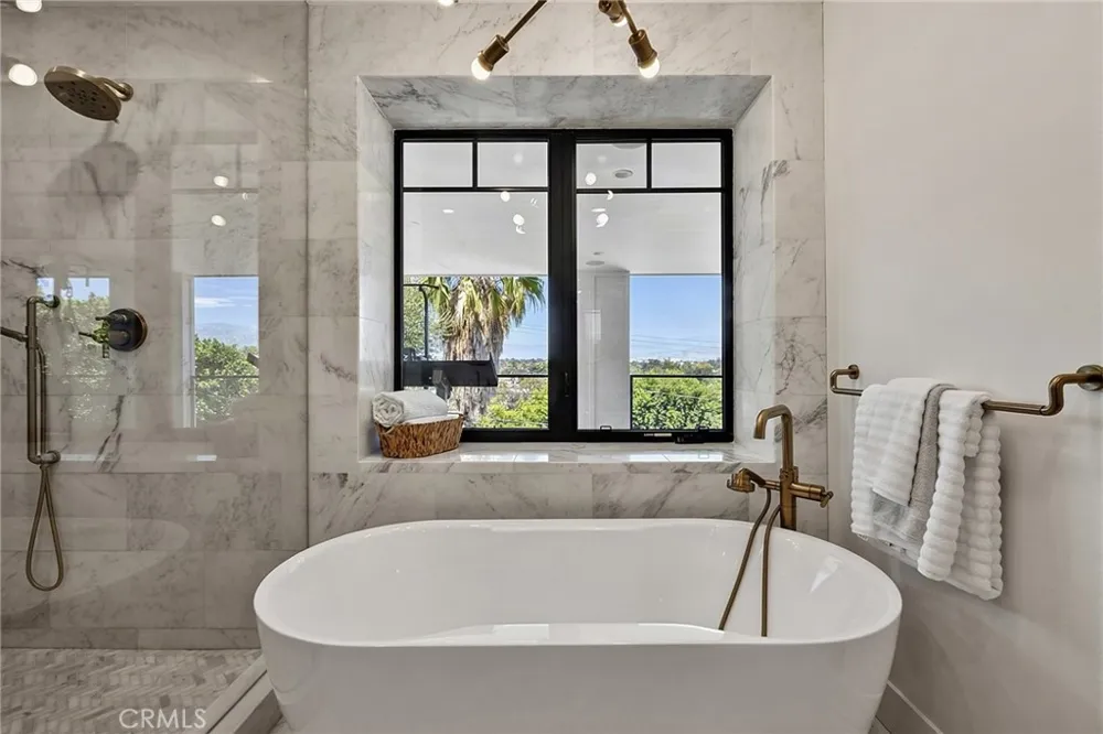 11553 Sunshine Terrace Studio City, CA 91604