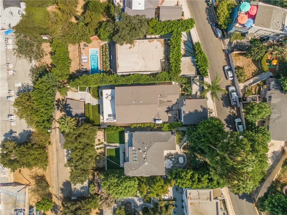 11553 Sunshine Terrace Studio City, CA 91604