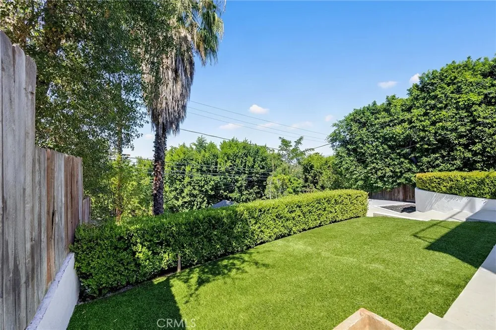 11553 Sunshine Terrace Studio City, CA 91604