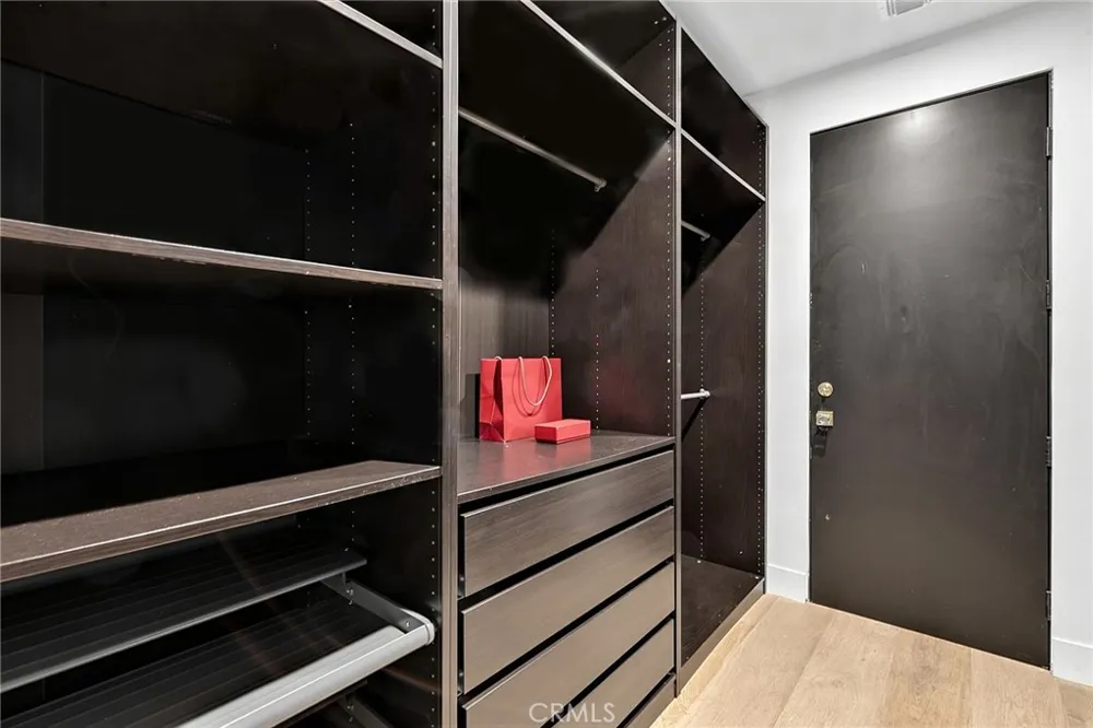 11553 Sunshine Terrace Studio City, CA 91604
