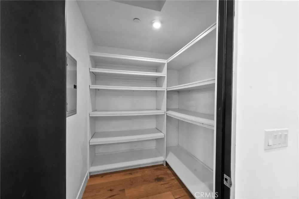 11553 Sunshine Terrace Studio City, CA 91604