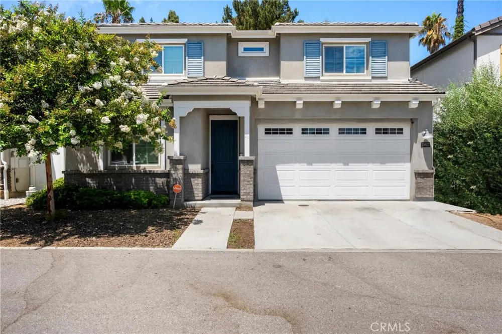 15607 W Lilli Way Van Nuys, CA 91406