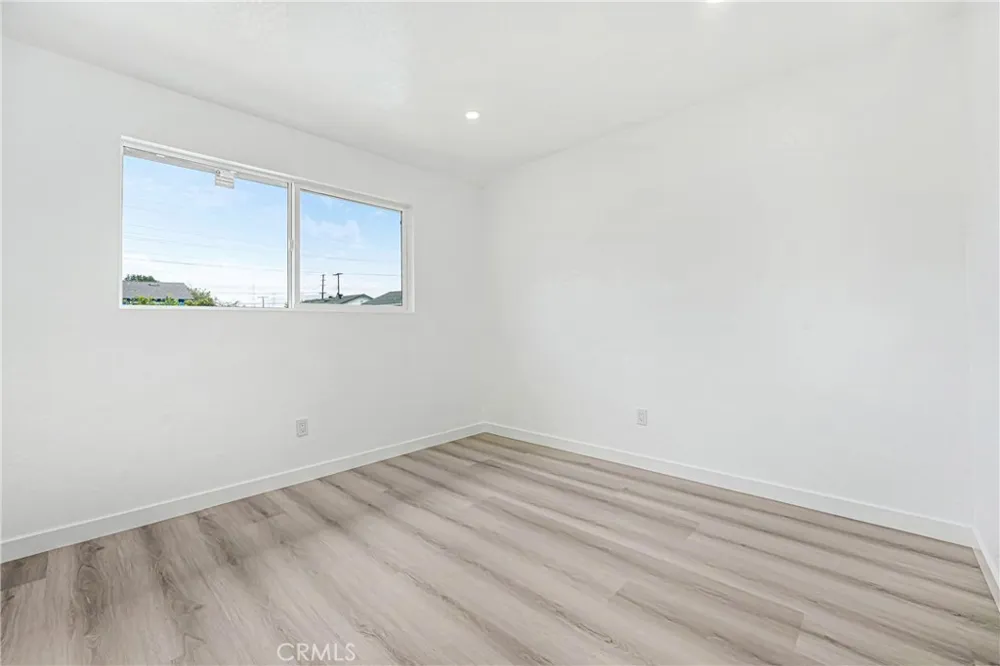 13260 Winfield Panorama City, CA 91402