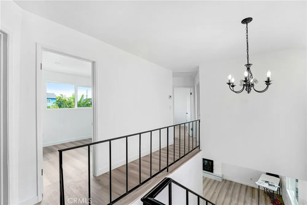 13260 Winfield Panorama City, CA 91402