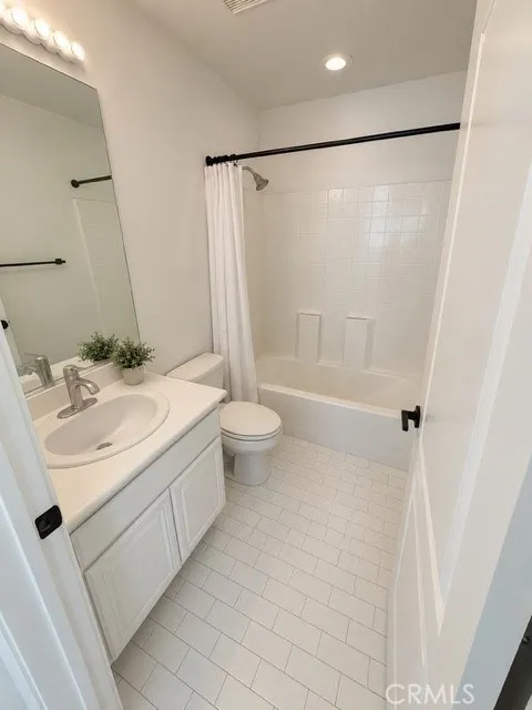 20028 Pienza Porter Ranch, CA 91326
