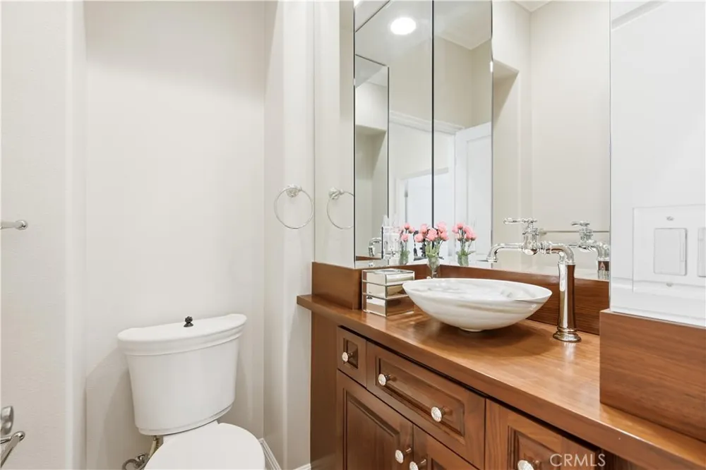 1686 SYCAMORE CANYON Westlake Village, CA 91361