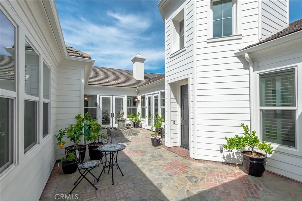 1686 SYCAMORE CANYON Westlake Village, CA 91361