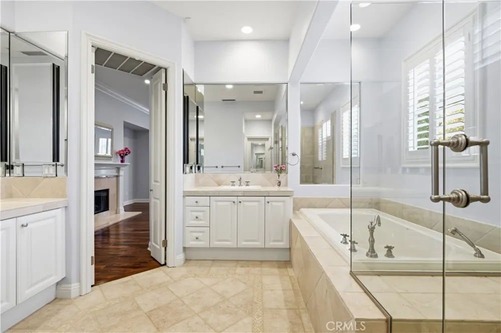 1686 SYCAMORE CANYON Westlake Village, CA 91361