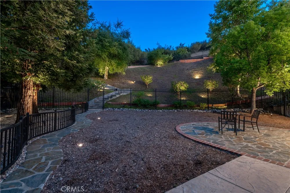 1686 SYCAMORE CANYON Westlake Village, CA 91361