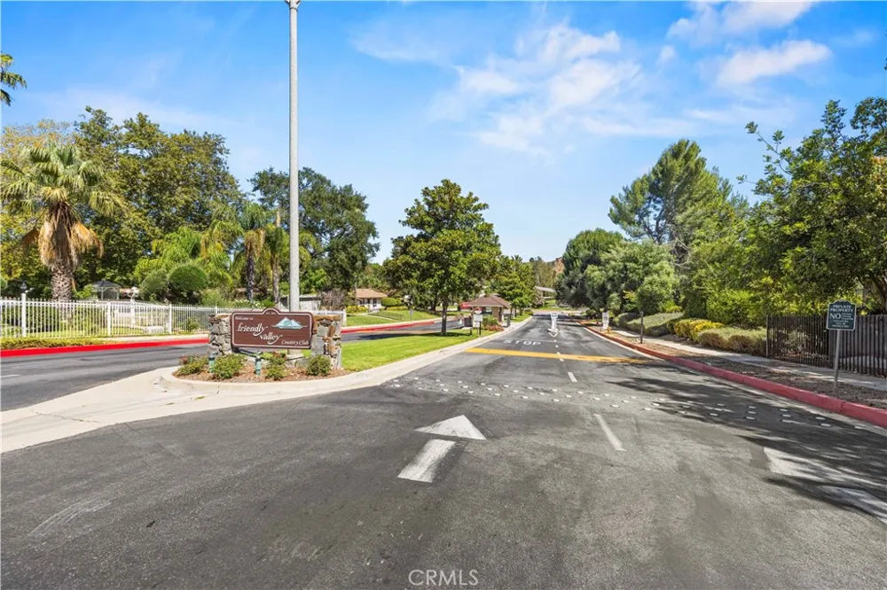 19231 Avenue Of The Oaks #A Newhall, CA 91321
