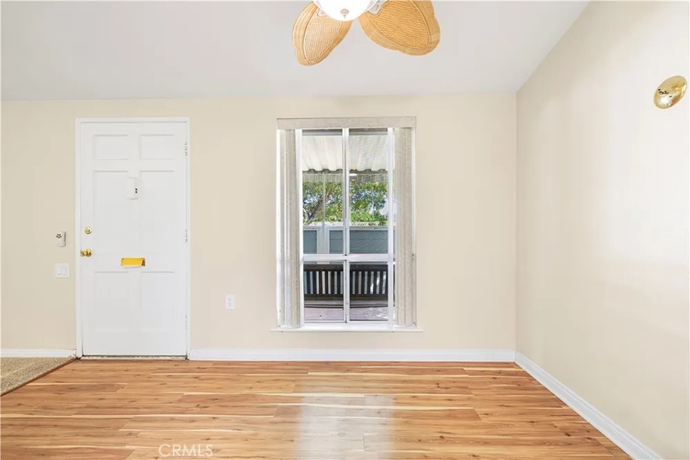 19231 Avenue Of The Oaks #A Newhall, CA 91321
