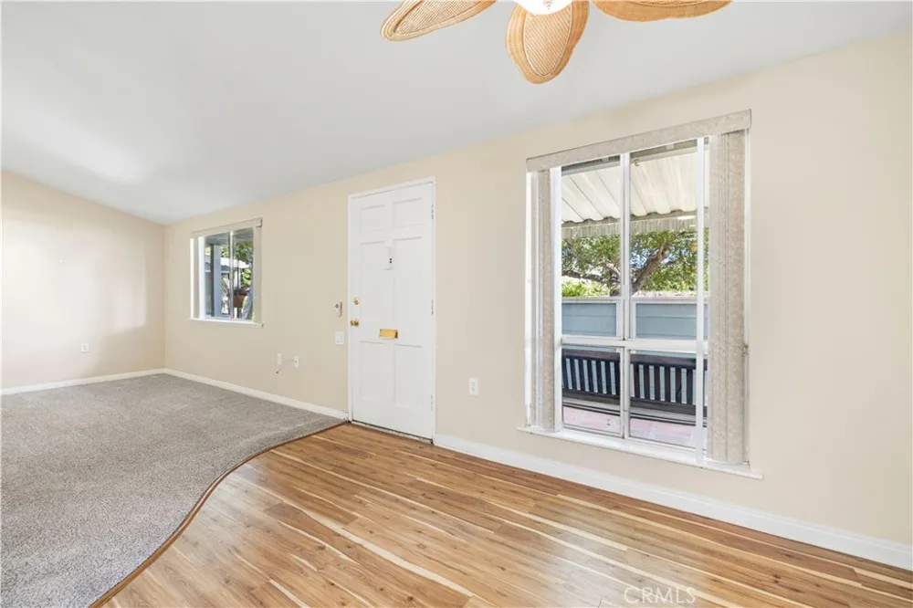 19231 Avenue Of The Oaks #A Newhall, CA 91321