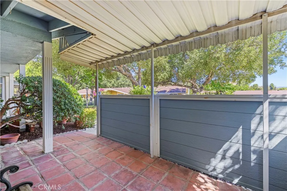 19231 Avenue Of The Oaks #A Newhall, CA 91321