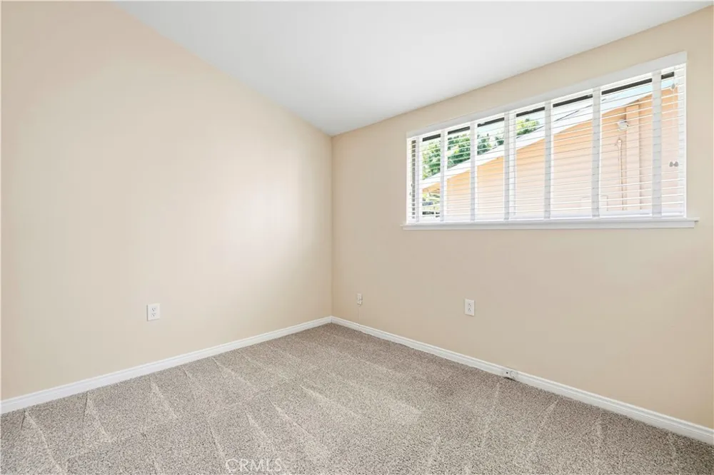 19231 Avenue Of The Oaks #A Newhall, CA 91321