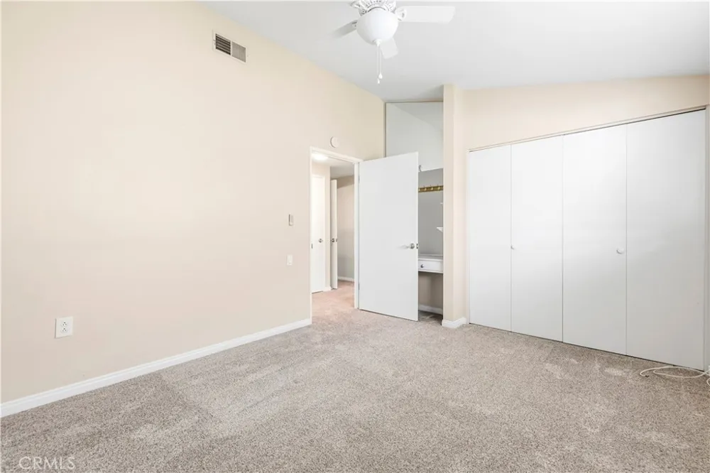 19231 Avenue Of The Oaks #A Newhall, CA 91321