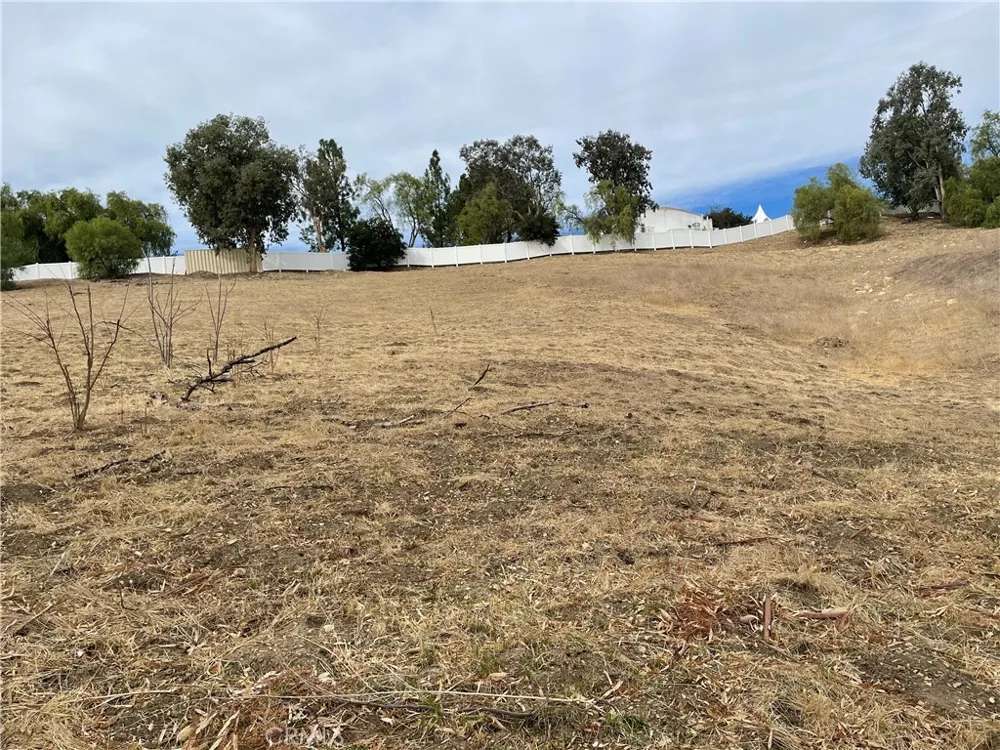 6000 Lapworth Drive Agoura Hills, CA 91301