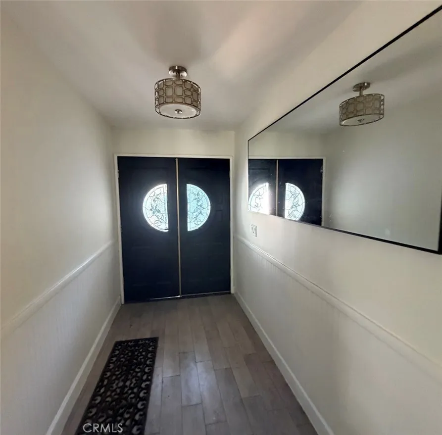 19149 Malden Street Northridge, CA 91324