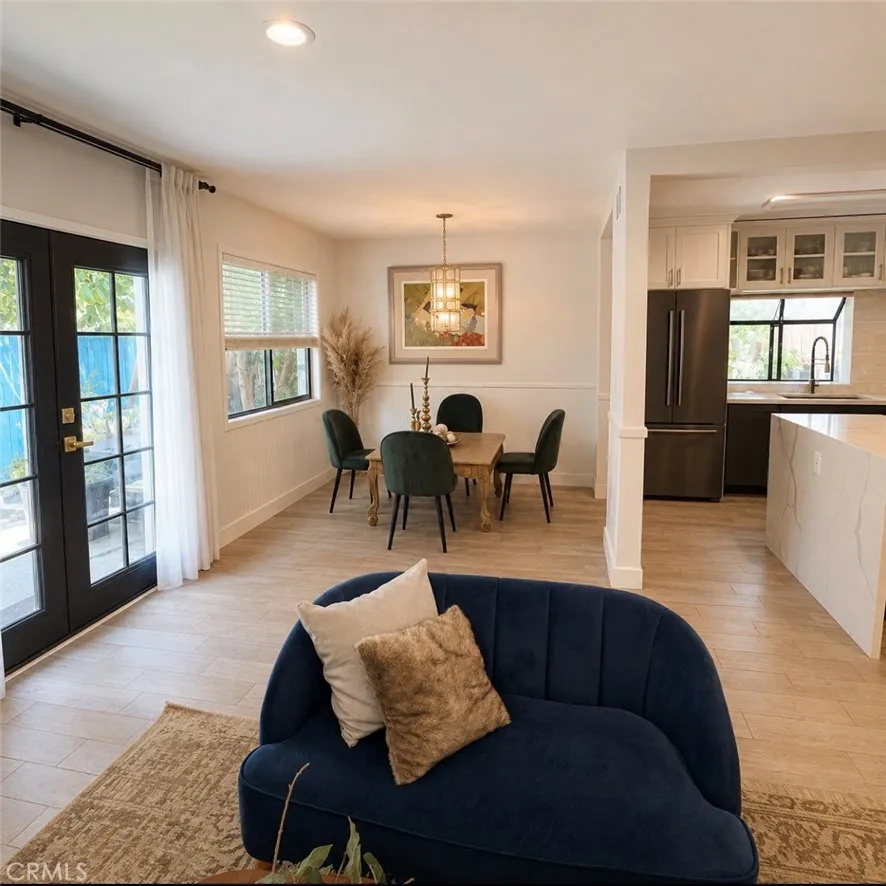19149 Malden Street Northridge, CA 91324
